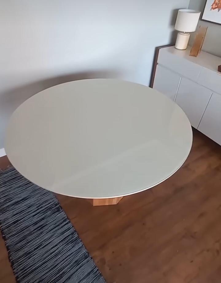 tampo de mesa redonda